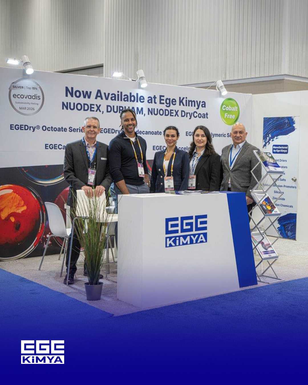 Ege Kimya ekibi, American Coatings Show 2026 fuarındaki standında ziyaretçileri ağırlarken.